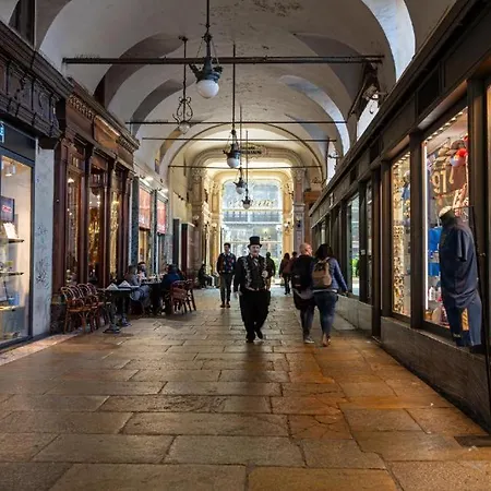 Appartement Charm In Piazza Castello *