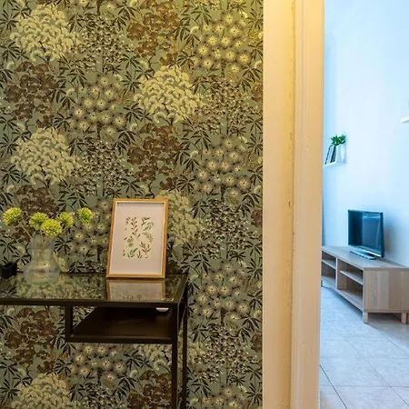 Apartment Charm In Piazza Castello