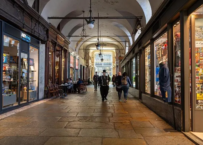 Appartement Charm In Piazza Castello *